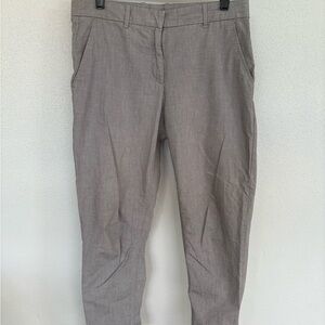 Gap women Broken-In-Straight khakis, size 6 R, Linen look